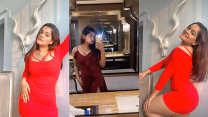 Osheen anand hot: கவர்ச்சியில் யாஷிகாவை ஓரம் கட்டிய அவரது தங்கை.! பாத்ரூமில் அதகளம் ...வைரல் வீடியோ !