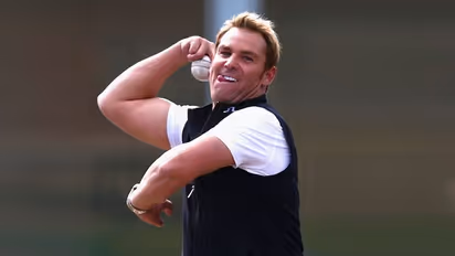 প্রথম আইপিএল-এর ট্রফি জয় করেছিলেন ওয়ার্ন, ছিলেন রাজস্থান রয়্যালসের অধিনায়ক