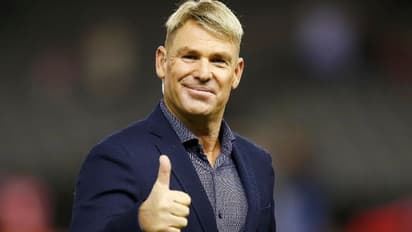 शेन वॉर्न को पिज्जा और बियर से श्रद्धांजलि दे रहे हैं फैंस, अंतिम विदाई देने के लिए इस जगह जुटेंगे लाखों लोग