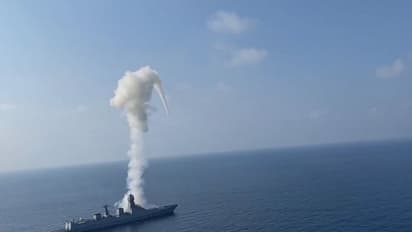 అధునాతన బ్రహ్మోస్ క్షిపణిని పరీక్షించిన భారత నౌకాదళం