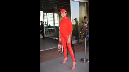 ಕಣ್ಣಿಗೆ ಕುಕ್ಕುವಂತೆ ಕೆಂಪು ಬಣ್ಣದ ಉಡುಪಿನಲ್ಲಿ ಕಾಣಿಸಿಕೊಂಡ Deepika Padukone ಟ್ರೋಲ್