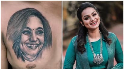 Lakshmi Nakshathra :   ലക്ഷ്മി നക്ഷത്രയുടെ ചിത്രം നെഞ്ചില്‍ പച്ചകുത്തി ആരാധകന്‍; വീഡിയോ