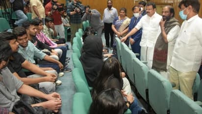 Russia Ukraine War: தமிழக சிறப்பு மீட்பு குழு துரித நடவடிக்கை .. பத்திரமாக மீட்கப்பட்ட தமிழக மாணவர்கள்..