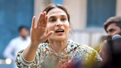 Aishwaryaa Rajinikanth : ‘வாவ் செல்வா அத்தான்’ செல்வராகவன் போட்டோ பார்த்து மெர்சலான ஐஸ்வர்யா- வைரலாகும் பதிவு