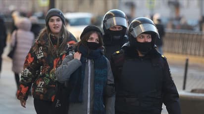 ഒഴിപ്പിക്കലിനായി തുറന്നത് ആറ് മനുഷ്യത്വ ഇടനാഴികൾ, എല്ലാം റഷ്യയിലേക്ക്, അസന്മാർഗിക നീക്കമെന്ന് യുക്രൈൻ