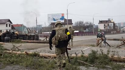 ब्रिटिश संसद में विदेश मंत्री ने कहा कि रूस पर भारत निर्भर है इसलिए साधा है चुप्पी, एस.जयशंकर से बात की जा रही