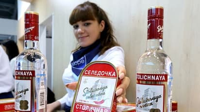 Stolichnaya Vodka : റഷ്യന് എന്ന പേര് ഇനിയില്ല, ലോകപ്രശസ്ത വോഡ്ക ബ്രാന്ഡ് പേരു മാറ്റി