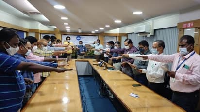 రిలయన్స్ జియో తెలంగాణ 51వ జాతీయ భద్రతా వారోత్సవాలు.. భద్రతా అవగాహన పై ర్యాలీ..