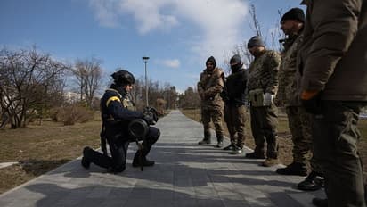 Ukraine Crisis: ഉക്രൈന്‍ യുദ്ധത്തിലേക്ക് ആളുകളെ റിക്രൂട്ട് ചെയ്യാന്‍ സ്വകാര്യ സൈനിക സ്ഥാപനങ്ങള്‍