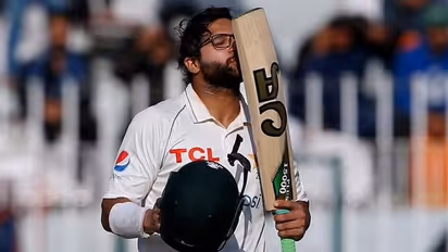 நான் அடிச்சாலும் திட்டுவாய்ங்க;அடிக்கலைனாலும் திட்டுவாய்ங்க! போங்கடா நீங்களும் உங்க விமர்சனமும்- இமாம் உல் ஹக்