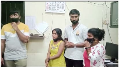 Ganja seized : കുടുംബസമേതം കഞ്ചാവ് കടത്ത്; സ്ത്രീകളടക്കം നാല് പേര് പിടിയില്