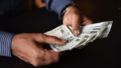 Mandya: ಲಂಚಕ್ಕೆ ಬೇಡಿಕೆ ಇಟ್ಟ ಮಂಡ್ಯ ತಹಶೀಲ್ದಾರ್ ಸಸ್ಪೆಂಡ್