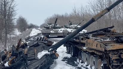 Russian strikes continue, forces capture outskirts of Mariupol