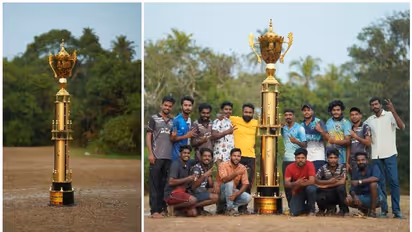 Viral Story : പത്തടിയിലധികം ഉയരം; സമൂഹമാധ്യമങ്ങളിൽ വൈറലായ വമ്പൻ ട്രോഫിയെക്കുറിച്ച്...