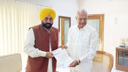 APP के सीएम फेस भगवंत मान पंजाब के राज्यपाल से मिले, सरकार बनाने का दावा किया पेश