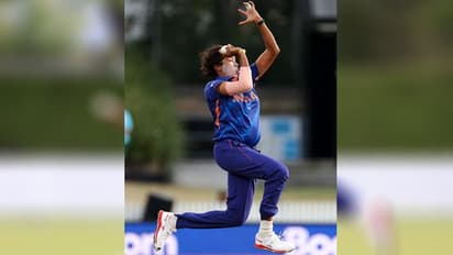 भारत की इस सबसे अनुभवी महिला गेंदबाज ने रच दिया इतिहास