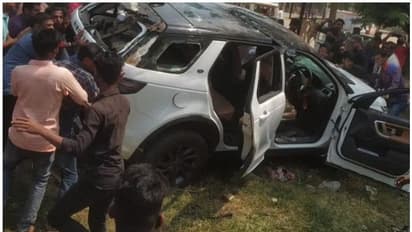 ജനക്കൂട്ടത്തിലേക്ക് കാര് ഇടിച്ചുകയറ്റി; ബിജെഡി എംഎല്എയെ നാട്ടുകാര് കൈകാര്യം ചെയ്തു