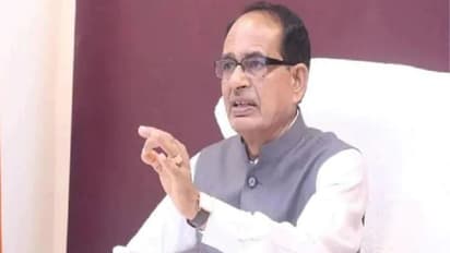 CM शिवराज ने चला मास्टर स्ट्रोक: लिए ऐसे फैसले जिससे लाखों लोगों के चेहरे पर आई खुशी, विपक्ष बोला-सब चुनावी