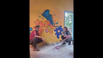 വെറുതെ കിടന്ന കെട്ടിടത്തിനെ ഇങ്ങനെയൊക്കെ ചെയ്യാമോ? വൈറലായി യുവാക്കളുടെ പെയിന്റിങ്