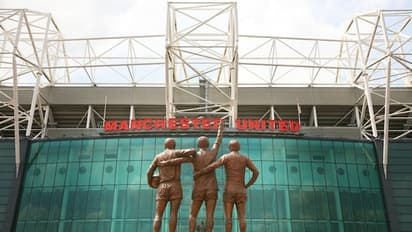 Manchester United unveil plans for new 2 billion-pound, 100,000 seater stadium; concept photos here