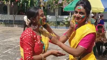 দোলের আগেই বসন্ত উৎসব পালন বাংলায়, সামিল স্কুল পড়ুয়া থেকে মহিলারাও