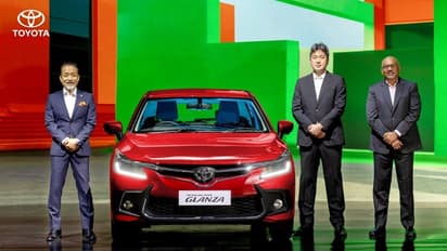 Toyota Glanza ಹೊಚ್ಚ ಹೊಸ ಟೋಯೋಟಾ ಗ್ಲಾಂಜಾ ಕಾರು ಬಿಡುಗಡೆ, ಬೆಲೆ 6.39 ಲಕ್ಷ ರೂ!