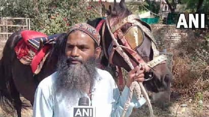 Shaikh Yusuf ghoda wallah : സ്ഥിരമായി കുതിരപ്പുറത്താണ് യാത്ര! പെട്രോളിനേക്കാള് ലാഭമെന്ന് യൂസഫ്