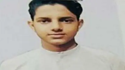 AMU की मस्जिद में नमाज पढ़ने गया छात्र हुआ लापता, गुमशुदगी के तीन दिन बाद परिजनों ने दर्ज कराई FIR