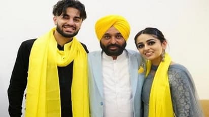 CM बनते ही भगवंत मान ने अमेरिका से आए बेटा-बेटी को गले लगाया, देखिए पापा के बसंती रंग में रंगे दोनों बच्चे