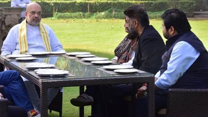 ‘শাহ’ বৈঠকে ‘দ্য কাশ্মীর ফাইলসের’ টিম, উচ্ছ্বসিত টুইট বিবেকের