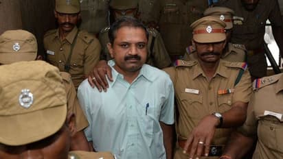 விடுதலை செய்யப்படுவாரா..? உச்சக்கட்ட எதிர்ப்பார்ப்பில் பேரறிவாளன் வழக்கில் இன்று தீர்ப்பு..