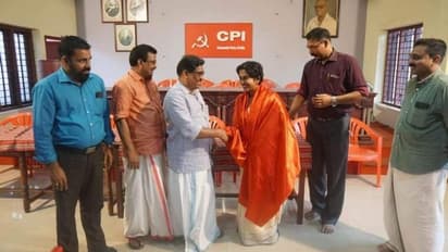 സിപിഎം നേതാവ് അഡ്വ. വിദ്യ സംഗീത് സിപിഐയിൽ ചേർന്നു