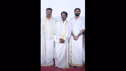 தந்தையர் தினத்தை கொண்டாடிய தனுஷ்..கண்டிப்பான அப்பா..கூல் தாத்தாவுடன் வெளியான கிளிப்ஸ்..