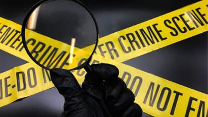 பெற்றோர் எதிர்ப்பை மீறி காதலனுடன் எஸ்கேப்..ஆத்திரத்தில் ஈவு இரக்கமில்லாமல் மகளை கழுத்தை அறுத்து கொன்ற பெற்றோர்