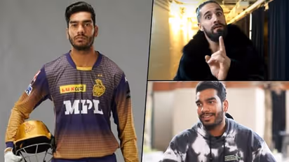 WWE superstar Seth Rollins blesses KKR's Venkatesh Iyer ahead of IPL 2022 (WATCH)