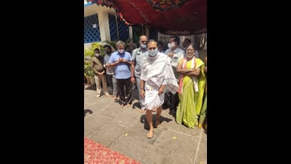 మంగళగిరి శ్రీ లక్ష్మీ నరసింహ స్వామి హుండీ లెక్కింపులో పాల్గొన్న ఎమ్మెల్యే ఆర్కే..