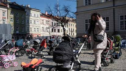 युद्ध ने घर छोड़ भटकने को किया मजबूर, यूक्रेन की एकचौथाई आबादी अब शरणार्थी, सबसे अधिक महिलाएं-बच्चे