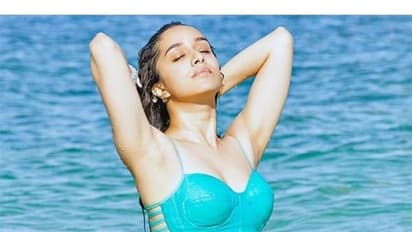 श्रध्दा कपूर करेंगी दातून, बस एक बाल्टी पानी से नहायेंगी, World Environment Day पर फैंस से किया वादा