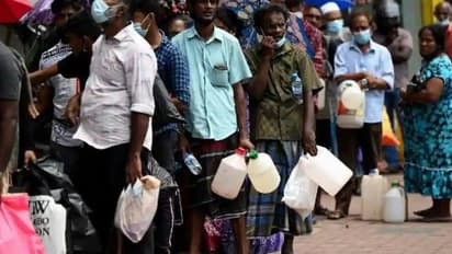 கடும் பொருளாதார சிக்கலில் இலங்கை... விண்ணை முட்டும் விலைவாசிகள்!!