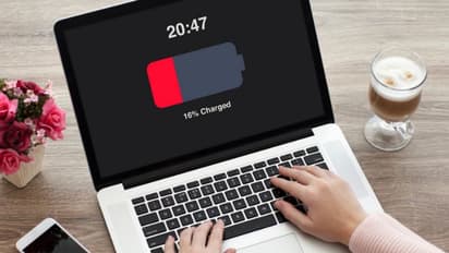 চার্জার ছাড়াই ল্যাপটপ হয়ে যাবে ফুল চার্জ, জেনে নিন দারুণ উপায়গুলো