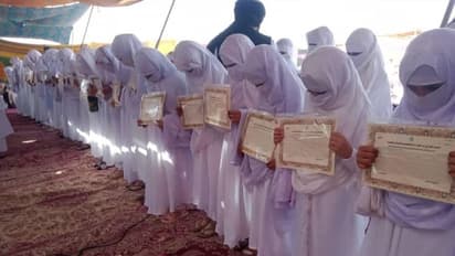 अफगानी लड़कियों को तालिबान ने पढ़ने से रोका, विश्व बैंक ने 60 करोड़ डॉलर का 4 प्रोजेक्ट किया होल्ड