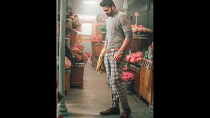 RRR படத்தால் இரண்டே வாரத்தில் முடிவுக்கு வந்தது பிரபாஸின் ரூ.300 கோடி பிரம்மாண்டம் - எவ்வளவு நஷ்டம் தெரியுமா?