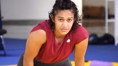 Babita Phogat meets protesting wrestlers in Delhi; assures Centre's support