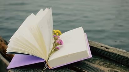 World Poetry Day 2024: Inspiring quotes by famous Indian poets