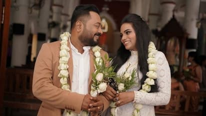 Sohan Seenulal : സംവിധായകനും നടനുമായ സോഹന് സീനുലാല് വിവാഹിതനായി; ചിത്രങ്ങള്