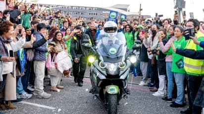 மண் வளம் காக்க 100 நாள் பைக் பயணத்தை லண்டனில் இருந்து தொடங்கிய சத்குரு! 3 கண்டங்களில் 27 நாடுகளுக்கு பயணம்