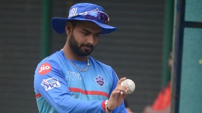 IPL 2022 Update: आईपीएल की शुरुआत होते ही दिल्ली कैपिटल्स को लगा बड़ा झटका, अब आगे की राह होगी और कठिन