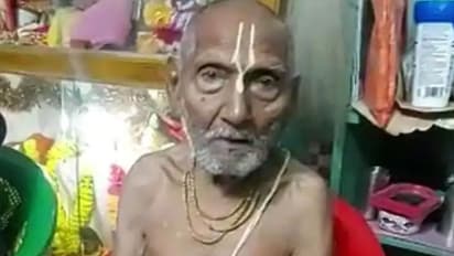 ১২৬ বছরেও সক্রিয় স্বামী শিবানন্দ, তাঁর এই ৫ অভ্যাস মেনে চললে আপনিও পাবেন সুস্থ ও দীর্ঘ জীবন