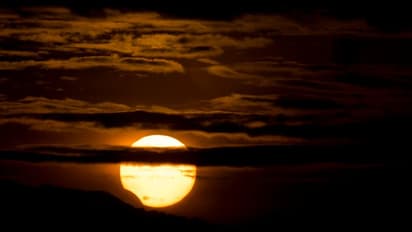 বছরের প্রথম সূর্য গ্রহণ, জেনে নিন এই সময় কি করবেন কি করবেন না