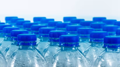 World Water Day: इन 5 देश में पेट्रोल से भी महंगा है आधा लीटर पानी, लेकिन यहां कीमत है सिर्फ 2.50 रुपए